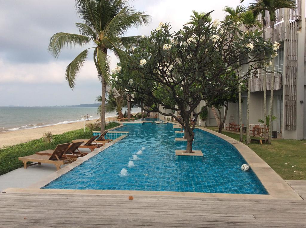 Bari Lamai Resort Ban Phe Exterior foto